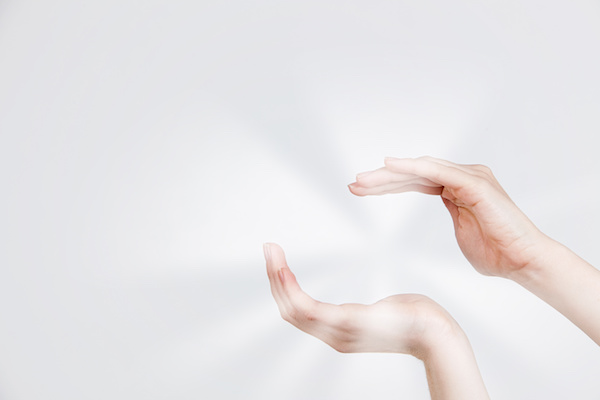 Ask RMT – In-person versus Distant Reiki Sessions – Do they have the same effect?