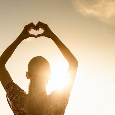 Love as Medicine: 2 Reiki Ways to Regenerate Faster